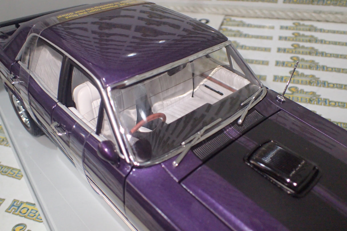 Biante 22726 - 1:18 XY Falcon GTHO - Wild Violet Die-Cast Replica