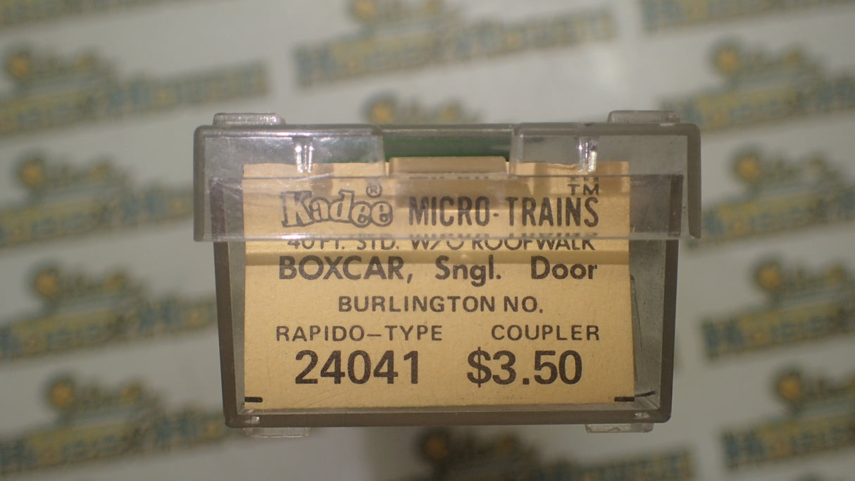 Micro-Trains 24041 - N Scale 40' STD SNGL DOOR BOXCAR BURLINGTON NORTHERN