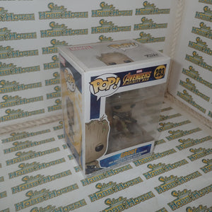 Funko 26904 – Avengers Infinity War – No.293 Teen Groot with Gun Pop Vinyl