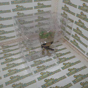 Funko 26904 – Avengers Infinity War – No.293 Teen Groot with Gun Pop Vinyl