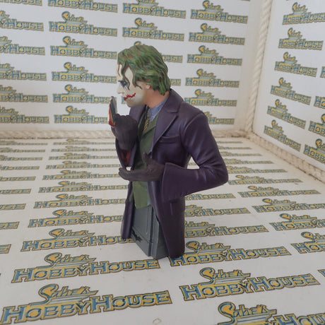 DC Direct 27175 - Kolby Jukes Batman the Dark Knight The Joker Bust