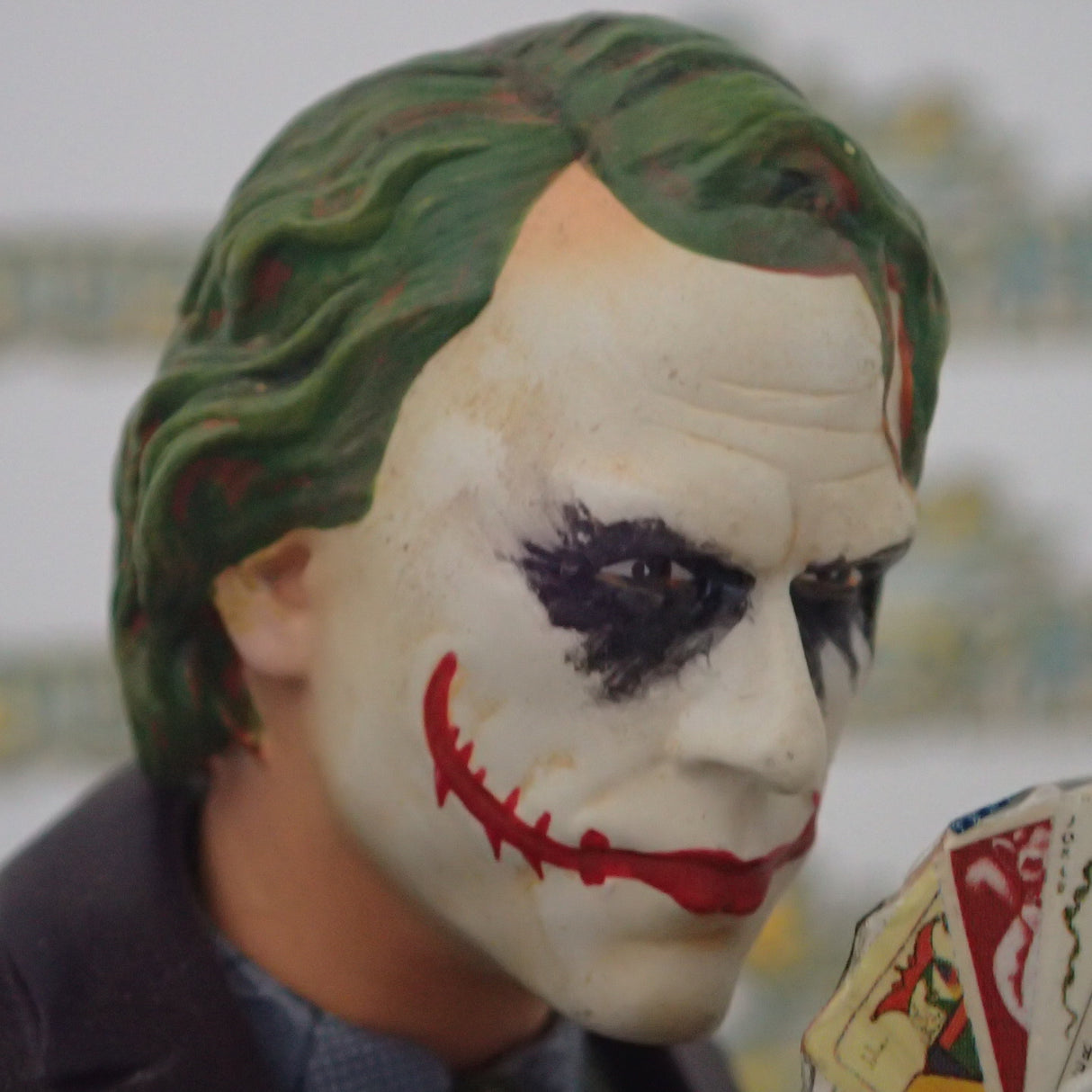 DC Direct 27175 - Kolby Jukes Batman the Dark Knight The Joker Bust