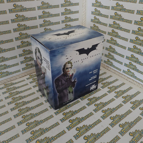 DC Direct 27175 - Kolby Jukes Batman the Dark Knight The Joker Bust