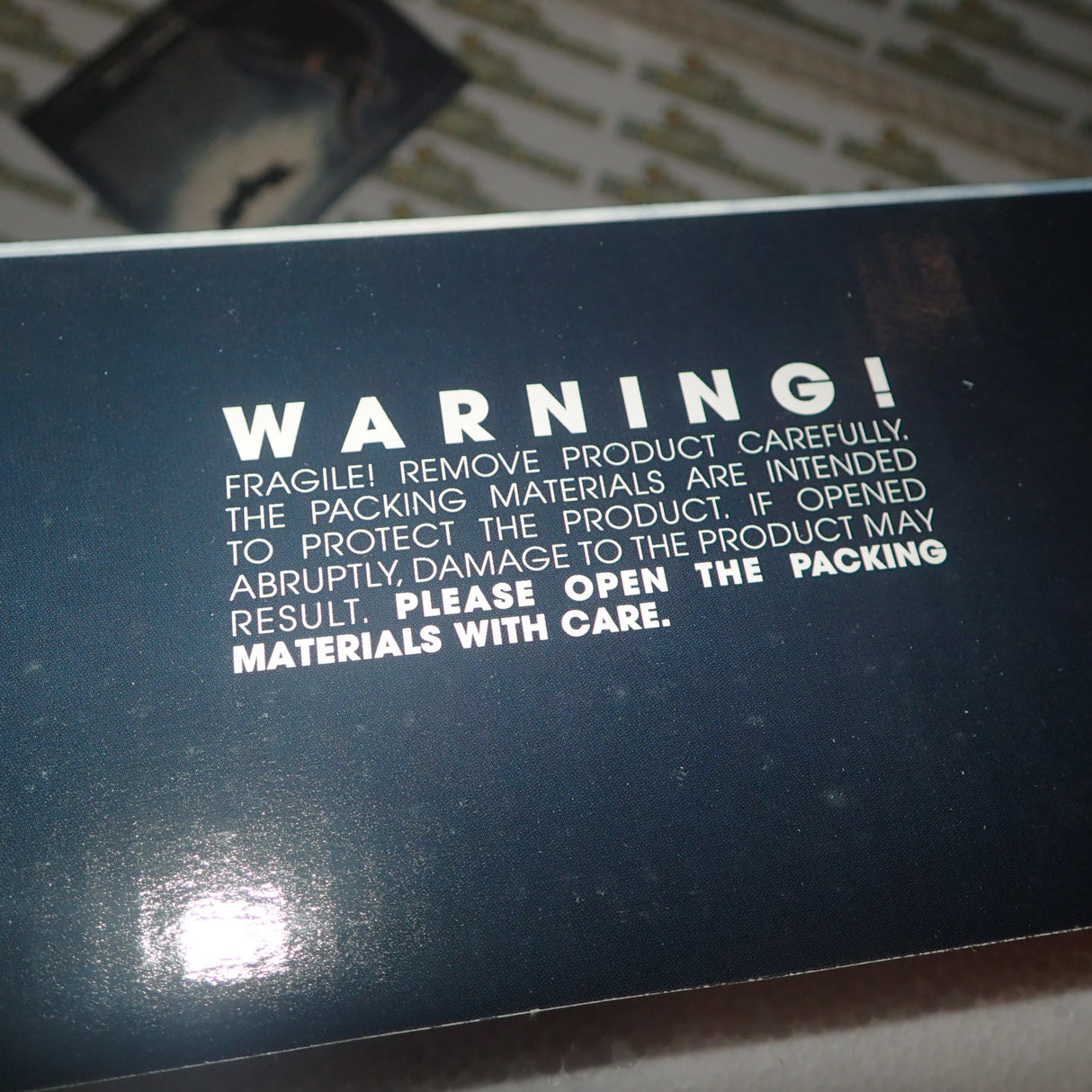 DC Direct 27177 - THE DARK KNIGHT BATMAN LIMITED EDITION HAND-PAINTED, COLD-CAST STATUE