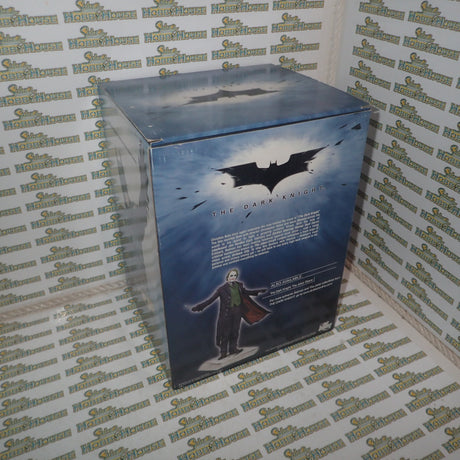 DC Direct 27177 - THE DARK KNIGHT BATMAN LIMITED EDITION HAND-PAINTED, COLD-CAST STATUE