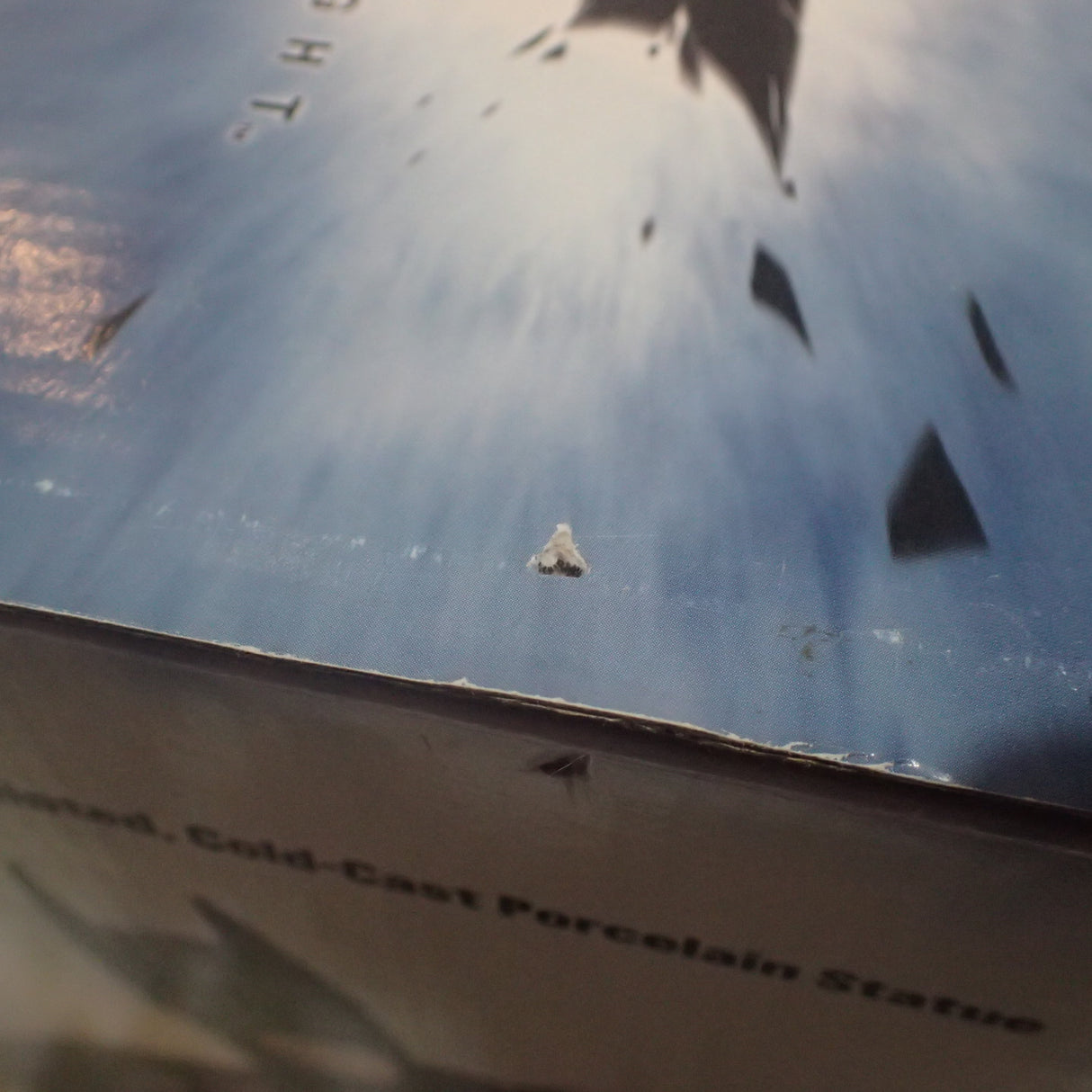 DC Direct 27177 - THE DARK KNIGHT BATMAN LIMITED EDITION HAND-PAINTED, COLD-CAST STATUE