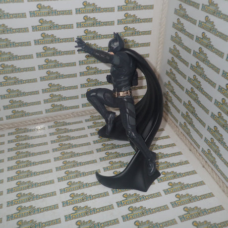 DC Direct 27177 - THE DARK KNIGHT BATMAN LIMITED EDITION HAND-PAINTED, COLD-CAST STATUE