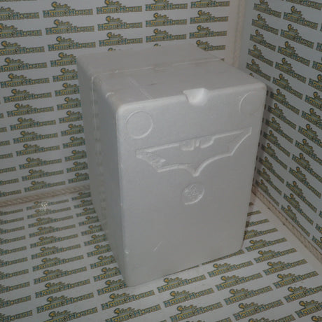 DC Direct 27177 - THE DARK KNIGHT BATMAN LIMITED EDITION HAND-PAINTED, COLD-CAST STATUE