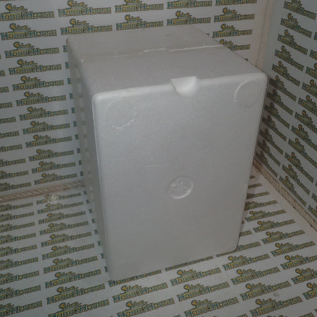 DC Direct 27177 - THE DARK KNIGHT BATMAN LIMITED EDITION HAND-PAINTED, COLD-CAST STATUE