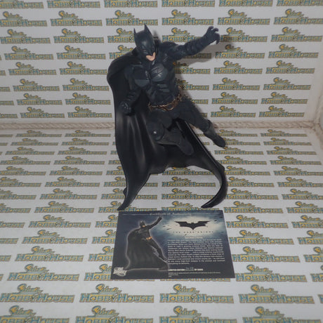 DC Direct 27177 - THE DARK KNIGHT BATMAN LIMITED EDITION HAND-PAINTED, COLD-CAST STATUE