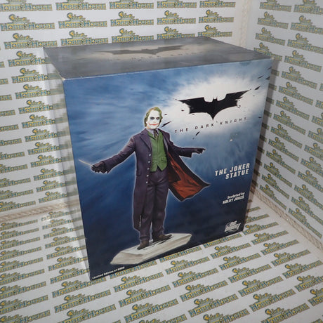 DC Direct 27178 - THE DARK KNIGHT The JOKER Statue by Kolby Jukes
