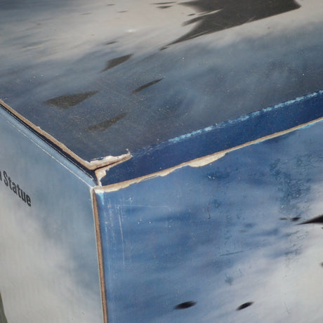 DC Direct 27178 - THE DARK KNIGHT The JOKER Statue by Kolby Jukes