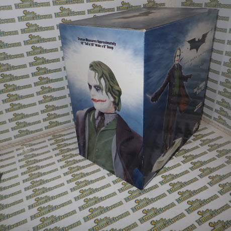 DC Direct 27178 - THE DARK KNIGHT The JOKER Statue by Kolby Jukes
