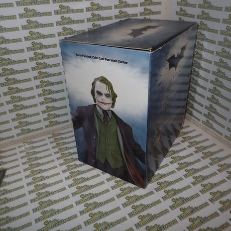 DC Direct 27178 - THE DARK KNIGHT The JOKER Statue by Kolby Jukes