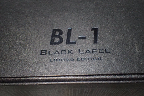 Enterbay 280873 - Black Label BL-1 1/6 Scale Bruce Lee Statue