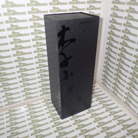 Enterbay 280873 - Black Label BL-1 1/6 Scale Bruce Lee Statue