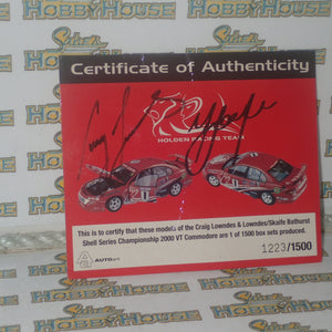 Biante AUTOart 2812071 – 2 X 1/18 models of the Craig Lowndes & Craig Lowndes/Mark Skaife Bathurst Shell Series Farewell Set Scale Model Replicas.