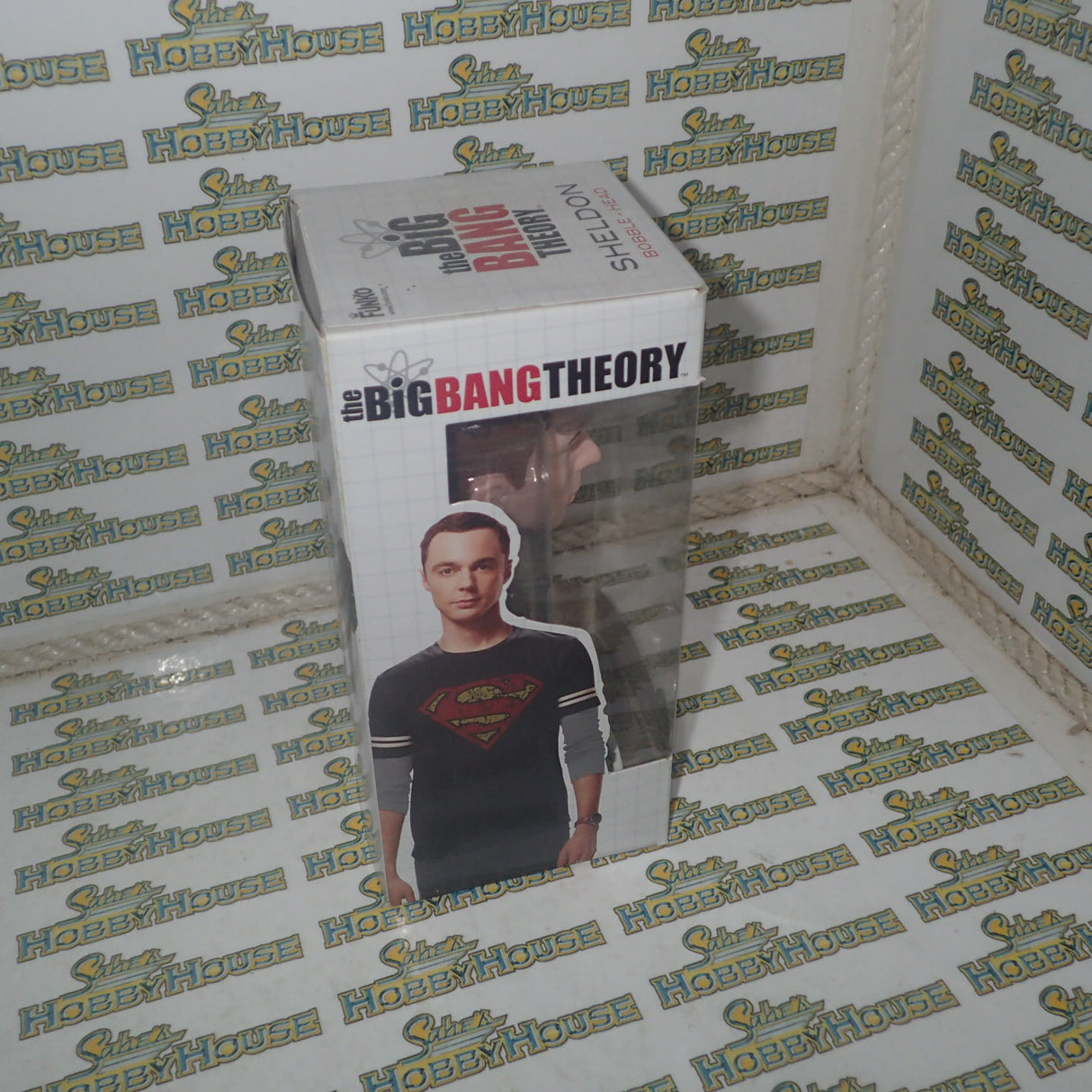 Funko Big Bang Theory FUN2873 - Sheldon Superman Shirt Wacky Wobblers