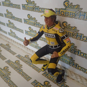 MINICHAMPS 312 050096 1/12 SCALE FIGURINE VALENTINO ROSSI LAGUNA SECA MOTOGP 2005 SITTING