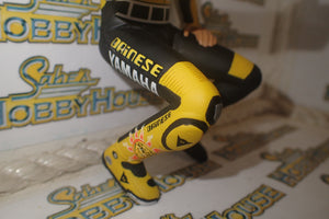 MINICHAMPS 312 050096 1/12 SCALE FIGURINE VALENTINO ROSSI LAGUNA SECA MOTOGP 2005 SITTING