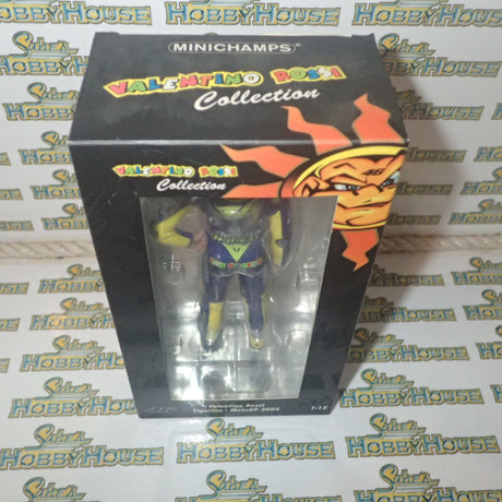 Minichamps 312 050246 - 1/12 Scale Valentino Rossi MotoGP 2005 Figurine