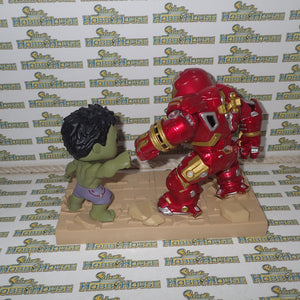 Funko 31269 – Marvel Studios: The First Ten Years – Hulkbuster VS. Hulk Pop! 2018 Fall Convention Exclusive Limited Edition Vinyl Figure