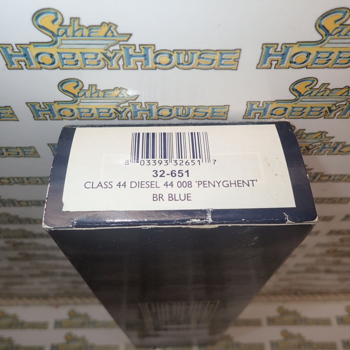 Bachmann 32-651 - HO/00 Scale Class 44 Diesel 44 008 'PENYGHENT' BR Blue Locomotive