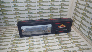 Bachmann 32-651 - HO/00 Scale Class 44 Diesel 44 008 'PENYGHENT' BR Blue Locomotive