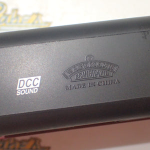 Bachmann Branchline 32-725DS - HO/00 Class 66 66022 'Lafarge Charnwood' in EWS Livery (DCC Sound Fitted) DCC fitted, with sound