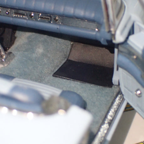 Ertl Precision 100 Collection 32889 - 1957 Ford Thunderbird Powder Blue Die-Cast Replica