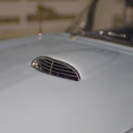 Ertl Precision 100 Collection 32889 - 1957 Ford Thunderbird Powder Blue Die-Cast Replica