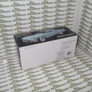Ertl Precision 100 Collection 32889 - 1957 Ford Thunderbird Powder Blue Die-Cast Replica
