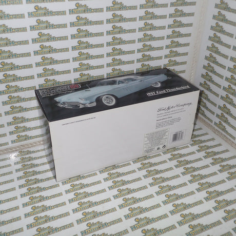 Ertl Precision 100 Collection 32889 - 1957 Ford Thunderbird Powder Blue Die-Cast Replica
