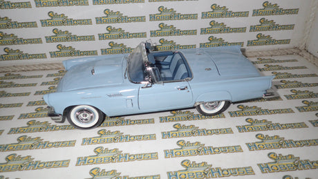Ertl Precision 100 Collection 32889 - 1957 Ford Thunderbird Powder Blue Die-Cast Replica