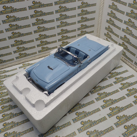 Ertl Precision 100 Collection 32889 - 1957 Ford Thunderbird Powder Blue Die-Cast Replica
