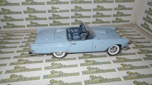 Ertl Precision 100 Collection 32889 - 1957 Ford Thunderbird Powder Blue Die-Cast Replica
