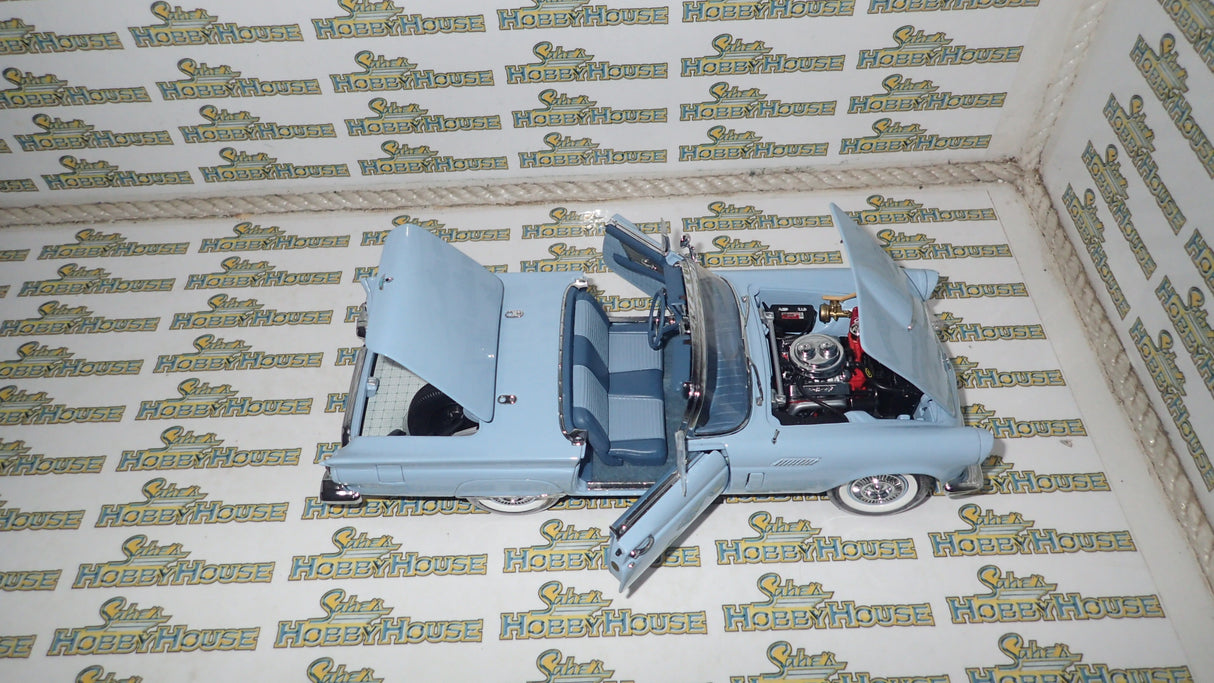 Ertl Precision 100 Collection 32889 - 1957 Ford Thunderbird Powder Blue Die-Cast Replica