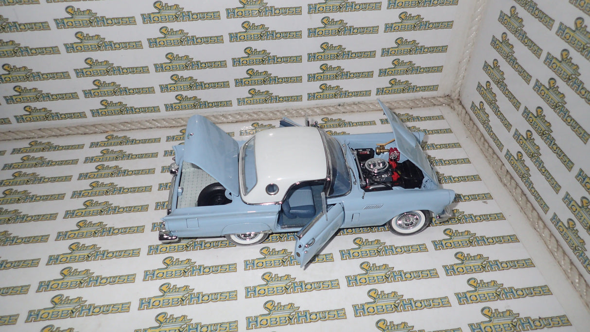 Ertl Precision 100 Collection 32889 - 1957 Ford Thunderbird Powder Blue Die-Cast Replica