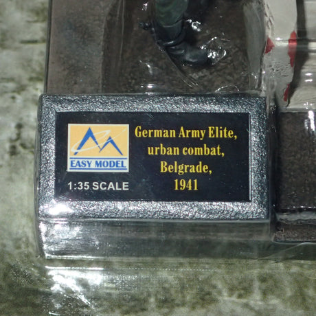 Easy Model 33604 - 1:35 Scale Waffen SS, urban combat, Belgrade 1941