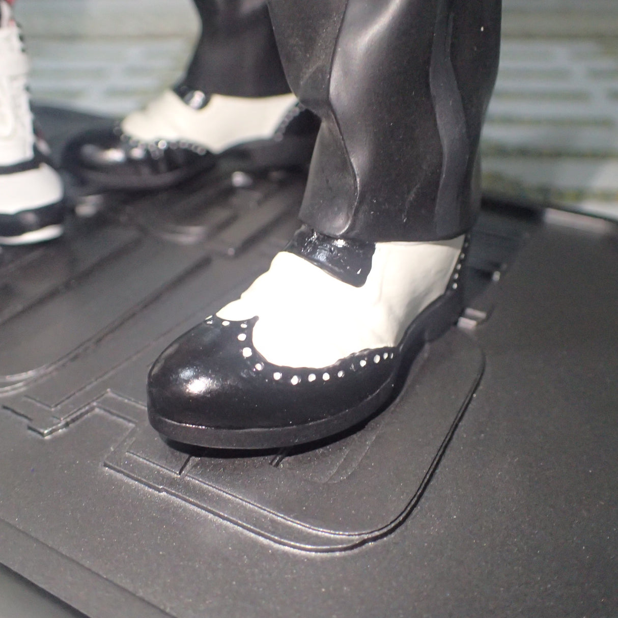 DC Collectibles 34201 - Suicide Squad Movie: The Joker and Harley Quinn Statue