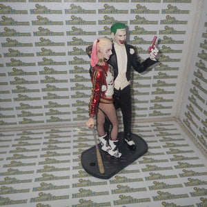 DC Collectibles 34201 - Suicide Squad Movie: The Joker and Harley Quinn Statue