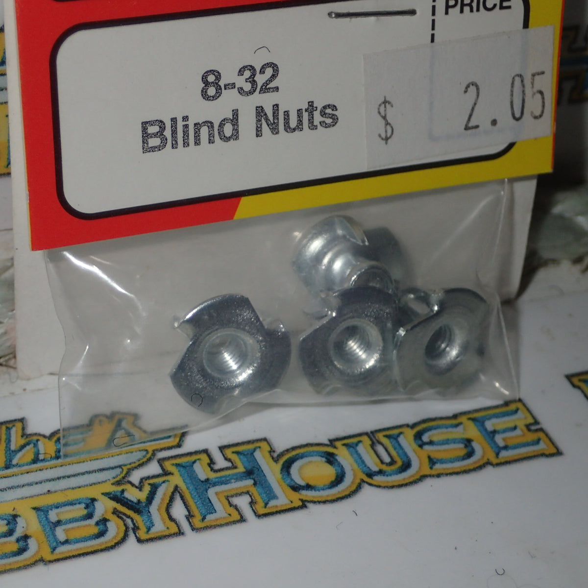 Dubro 347 - 8-32 Blind Nuts Pack of 4