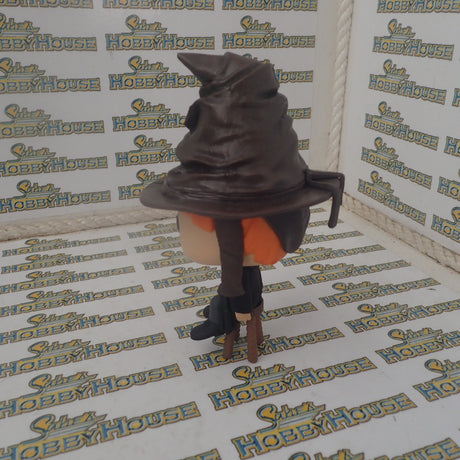 Funko – Harry Potter – Ron Weasley with Sorting Hat Vinyl Pop Figure