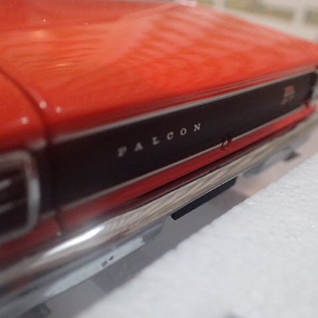 BIANTE CLASSICS 37085 - 1/18 Scale Ford Falcon GTHO Phase 2 Bathurst Winner