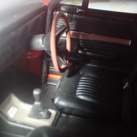 BIANTE CLASSICS 37085 - 1/18 Scale Ford Falcon GTHO Phase 2 Bathurst Winner