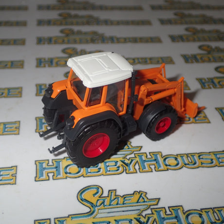 Wiking 377 38 31 - 1/87 Scale Tractor Agricultural Fendt Favorit Mit Frontgabel