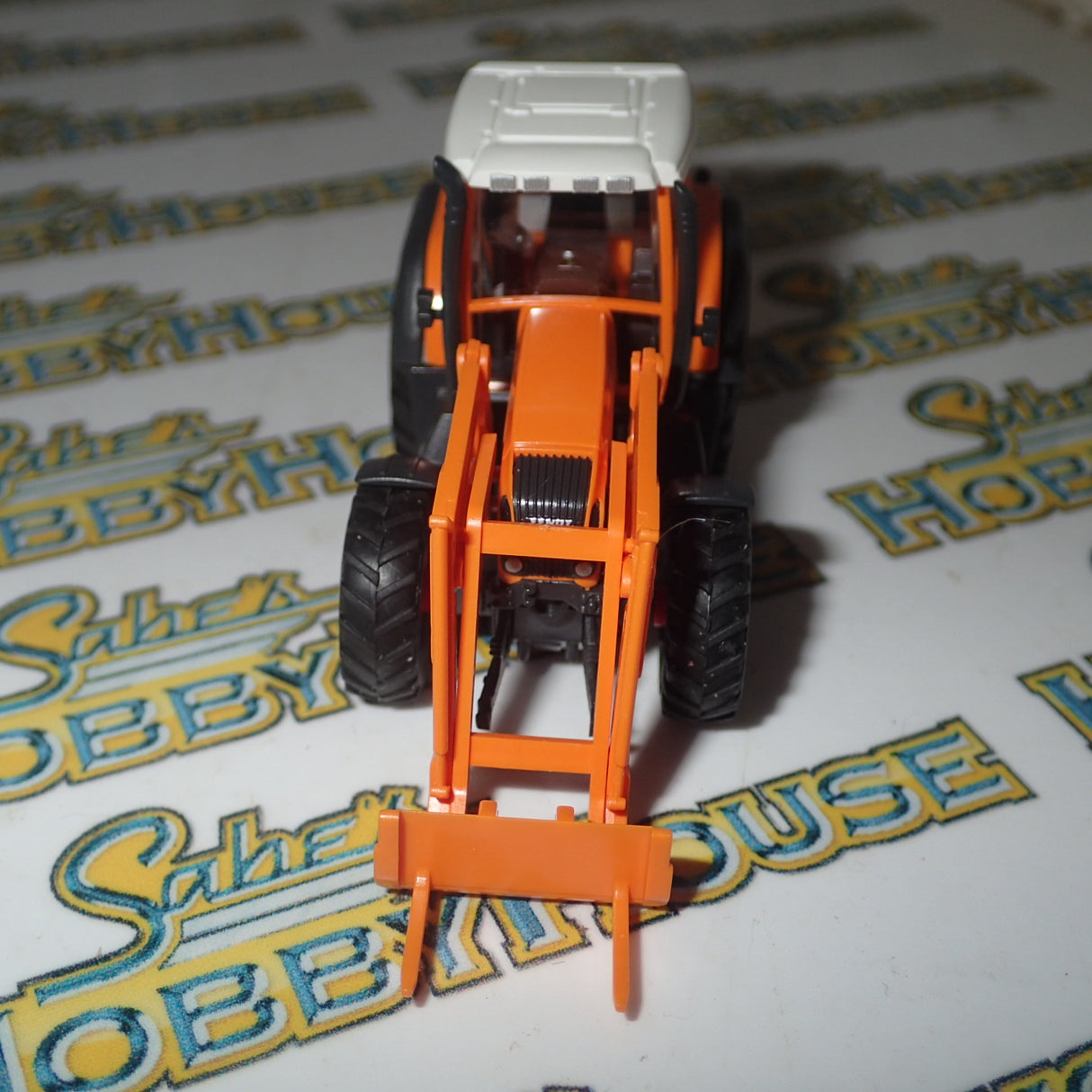 Wiking 377 38 31 - 1/87 Scale Tractor Agricultural Fendt Favorit Mit Frontgabel