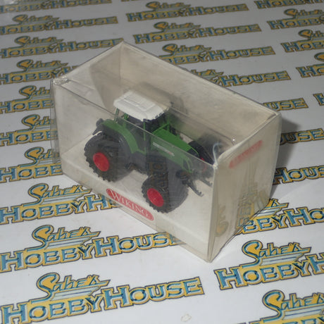 Wiking 377 40 31 - 1/87 Scale Tractor Agricultural Fendt Traktor 711 Vario mit Breitreifen