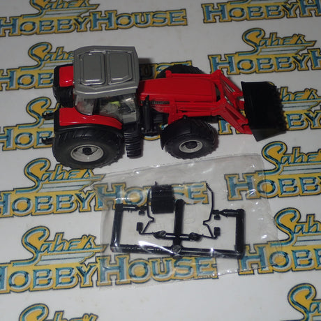 Wiking 385 40 33 - 1/87 Scale Tractor Agricultural Massey Ferguson MF 8280 mit FrontLoader