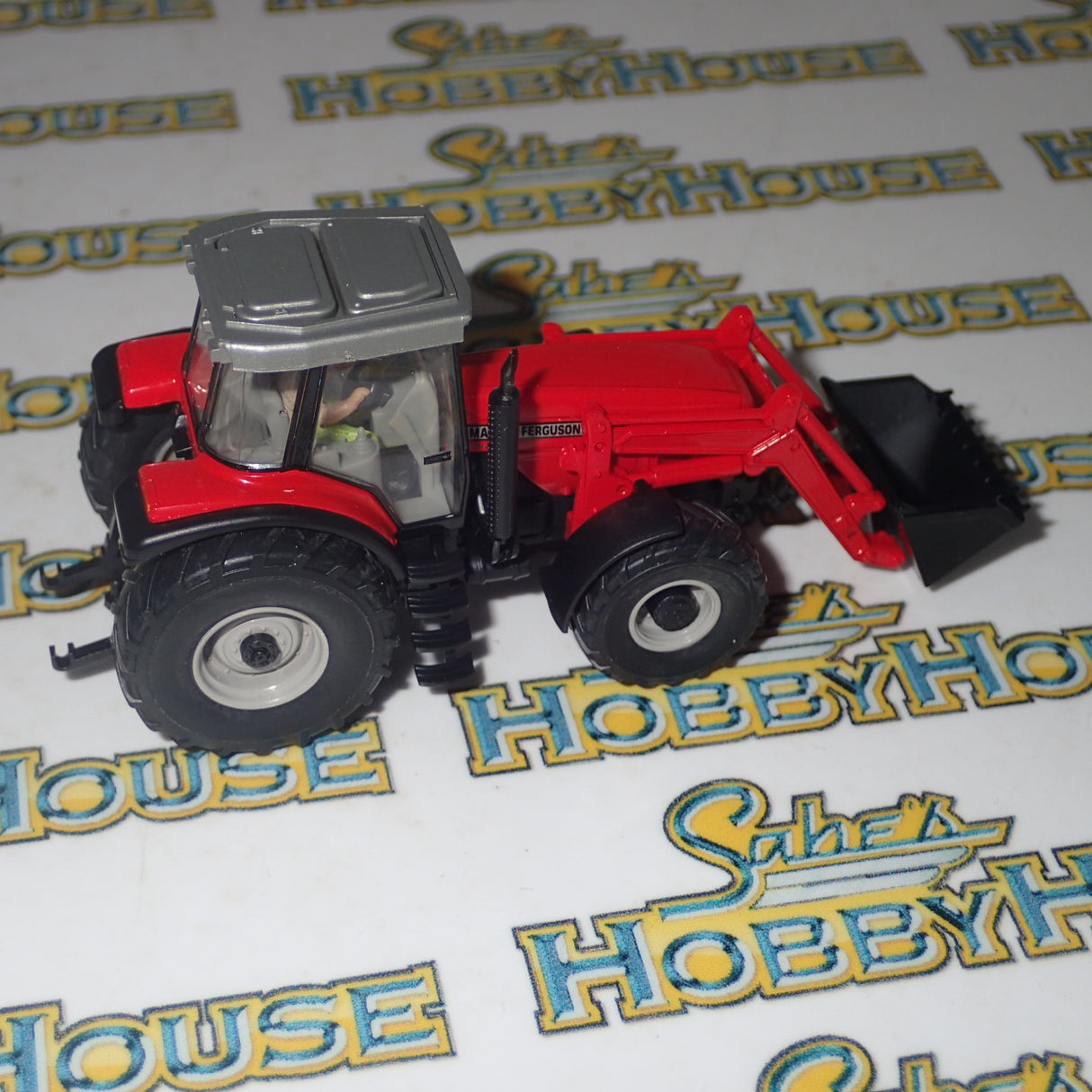 Wiking 385 40 33 - 1/87 Scale Tractor Agricultural Massey Ferguson MF 8280 mit FrontLoader